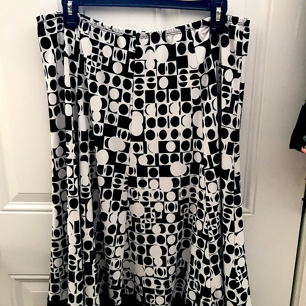 Women’s dress skirt 1x by Notation pre owned